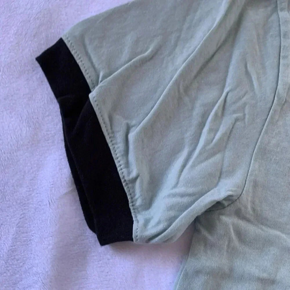 🩵Adult Billie Eilish Ringer Tee Graphic Print Teal Green Shirt Size Large NWT - Picture 6 of 9